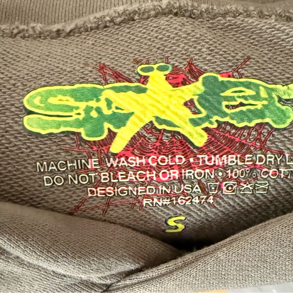 Gray Hoodie with Green Spider Design - Picture 6 of 6